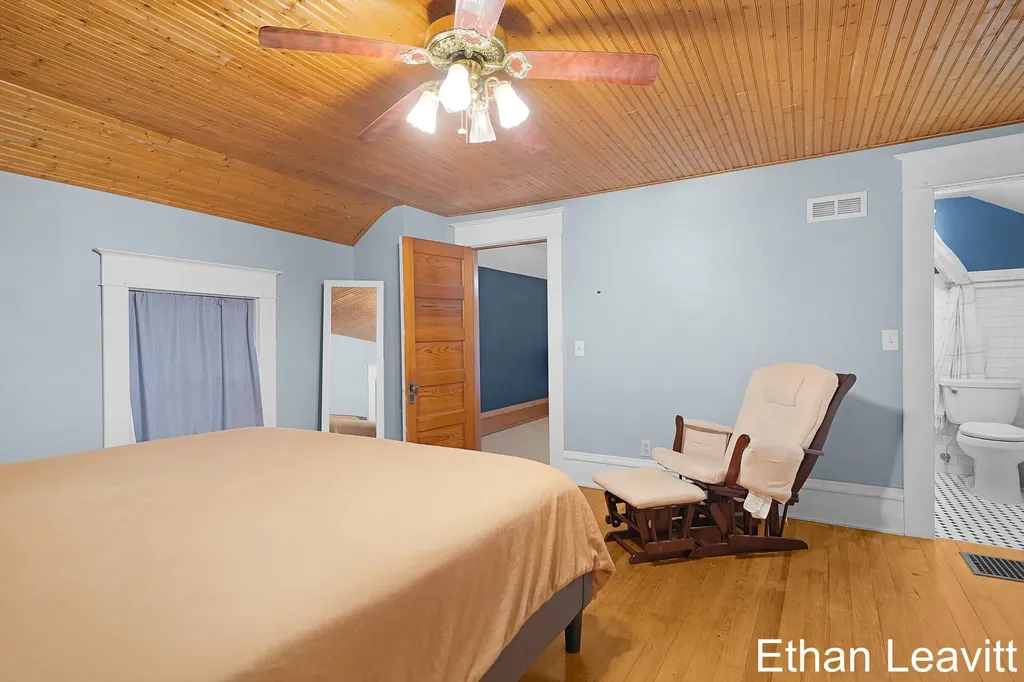 407 S Lincoln Street Portland City MI 48875