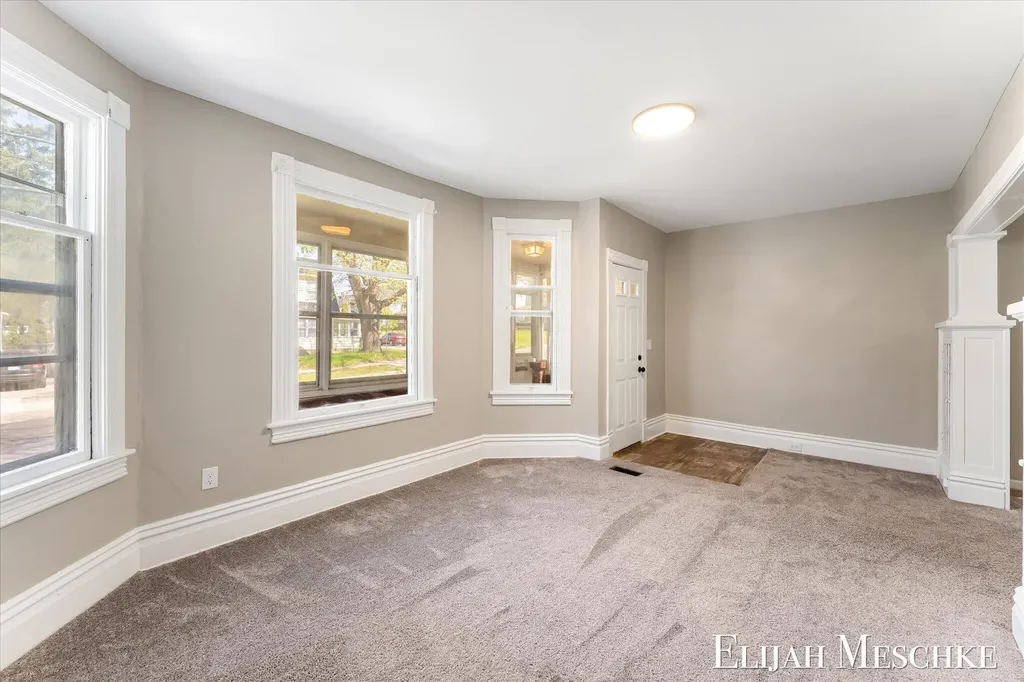 823 Union Avenue SE Grand Rapids City MI 49507