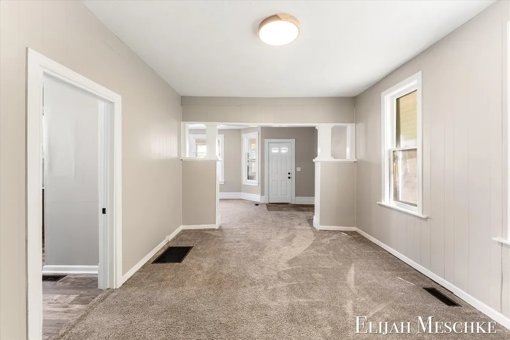 823 Union Avenue SE Grand Rapids City MI 49507