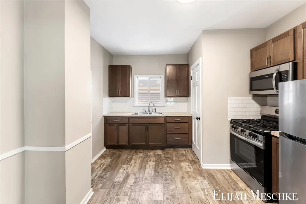 823 Union Avenue SE Grand Rapids City MI 49507