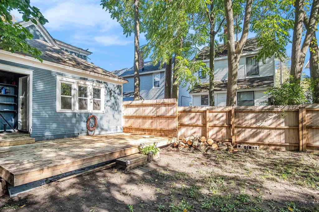 1124 Baldwin Street SE Grand Rapids City MI 49506