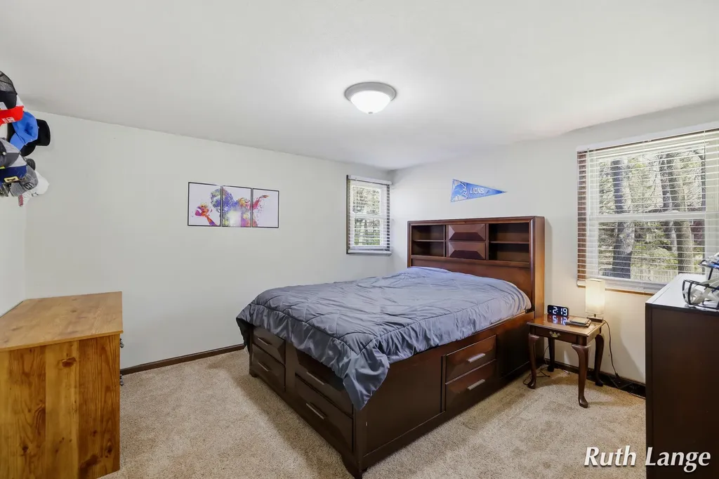 4738 Cranwood Avenue SW Wyoming City MI 49509