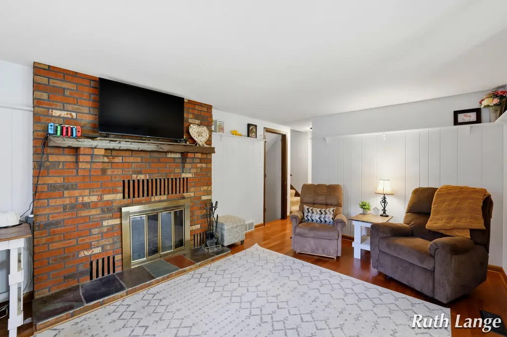 4738 Cranwood Avenue SW Wyoming City MI 49509