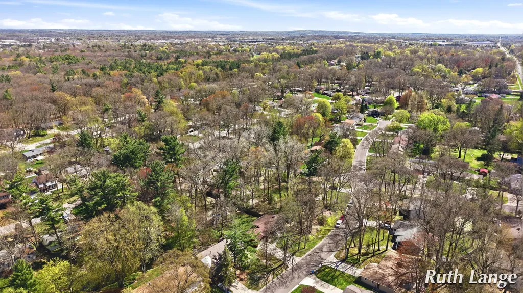 4738 Cranwood Avenue SW Wyoming City MI 49509