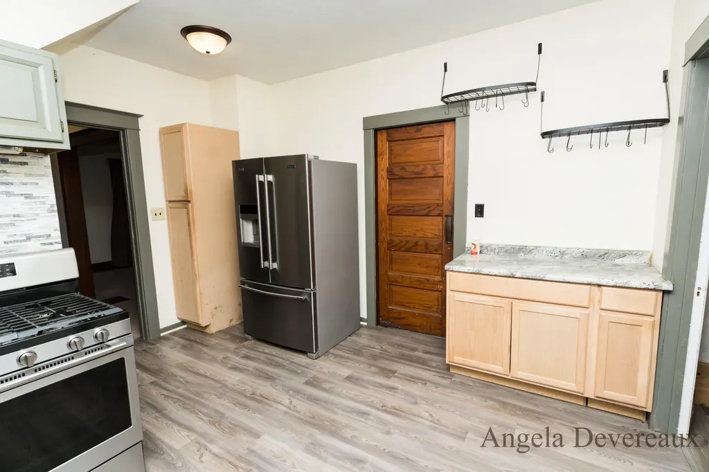 110 E Main Street Edmore Village MI 48829