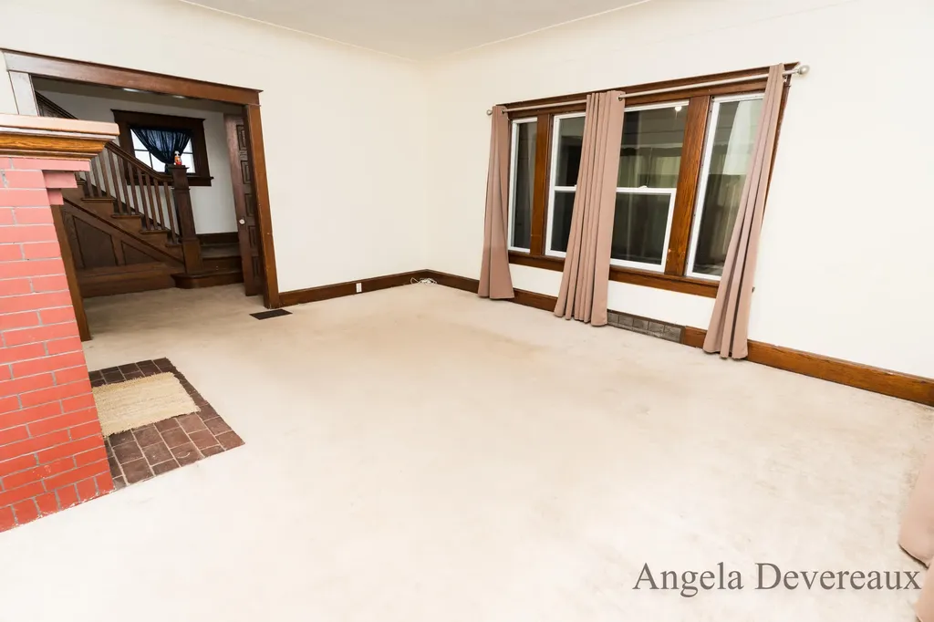 110 E Main Street Edmore Village MI 48829