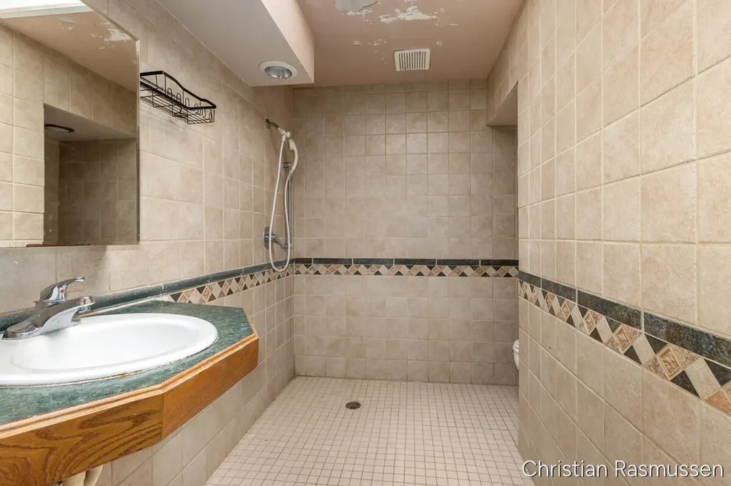 1211 W Frank Drive Greenville City MI 48838