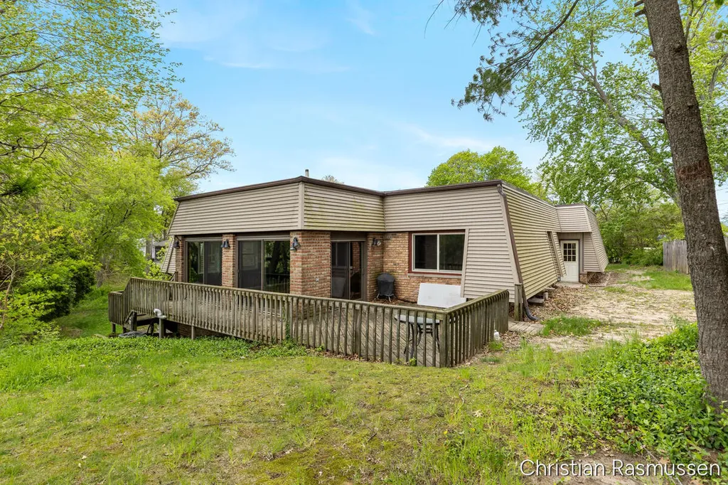 1211 W Frank Drive Greenville City MI 48838