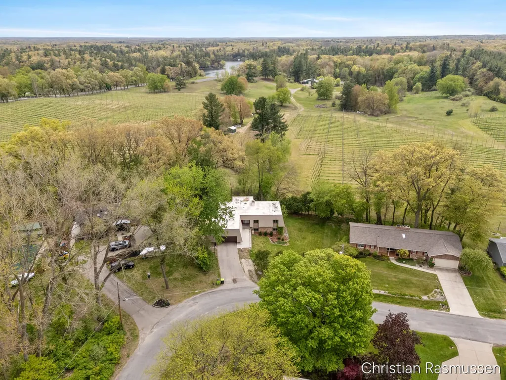 1211 W Frank Drive Greenville City MI 48838