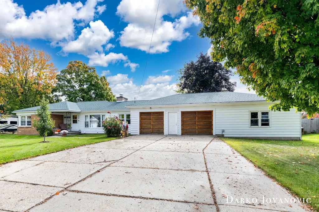 390 W Division Street Sparta Village MI 49345