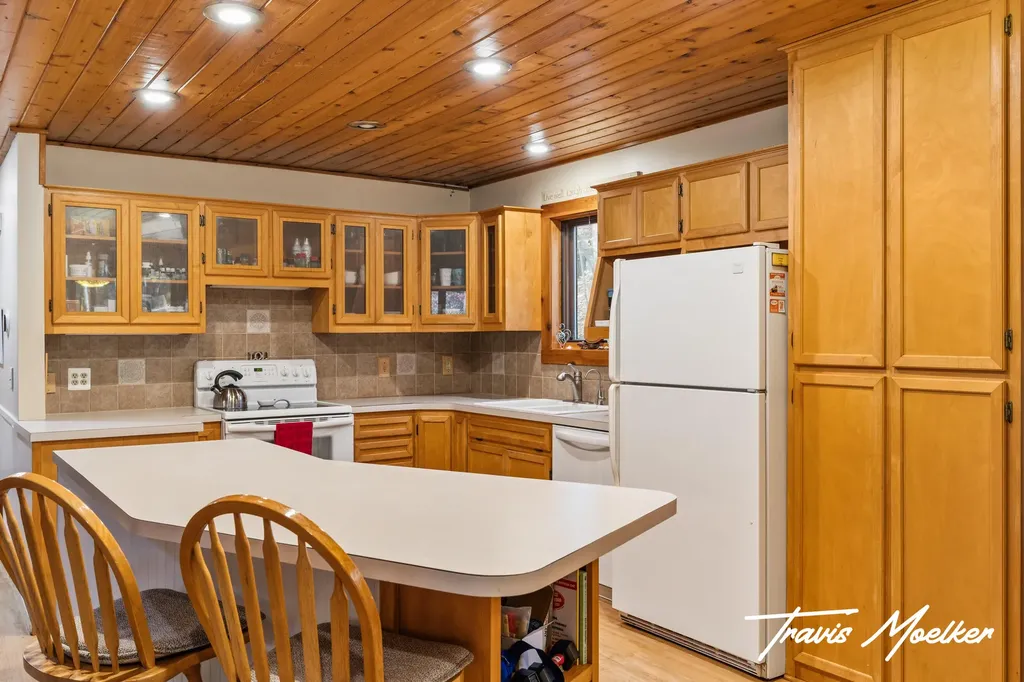 10714 Lovers Lane NW Tallmadge Charter Township MI 49534