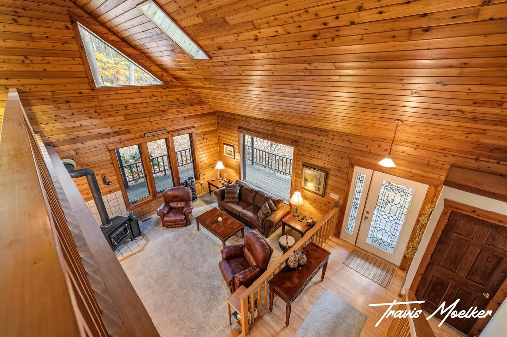 10714 Lovers Lane NW Tallmadge Charter Township MI 49534