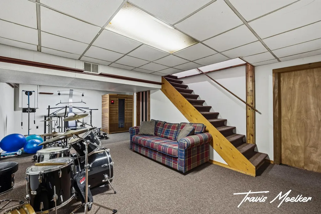 10714 Lovers Lane NW Tallmadge Charter Township MI 49534