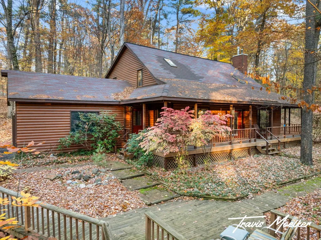 10714 Lovers Lane NW Tallmadge Charter Township MI 49534