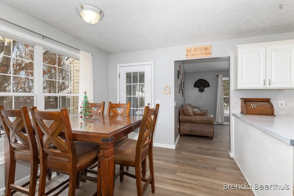 10950 Debbie Drive Eureka Township MI 48838
