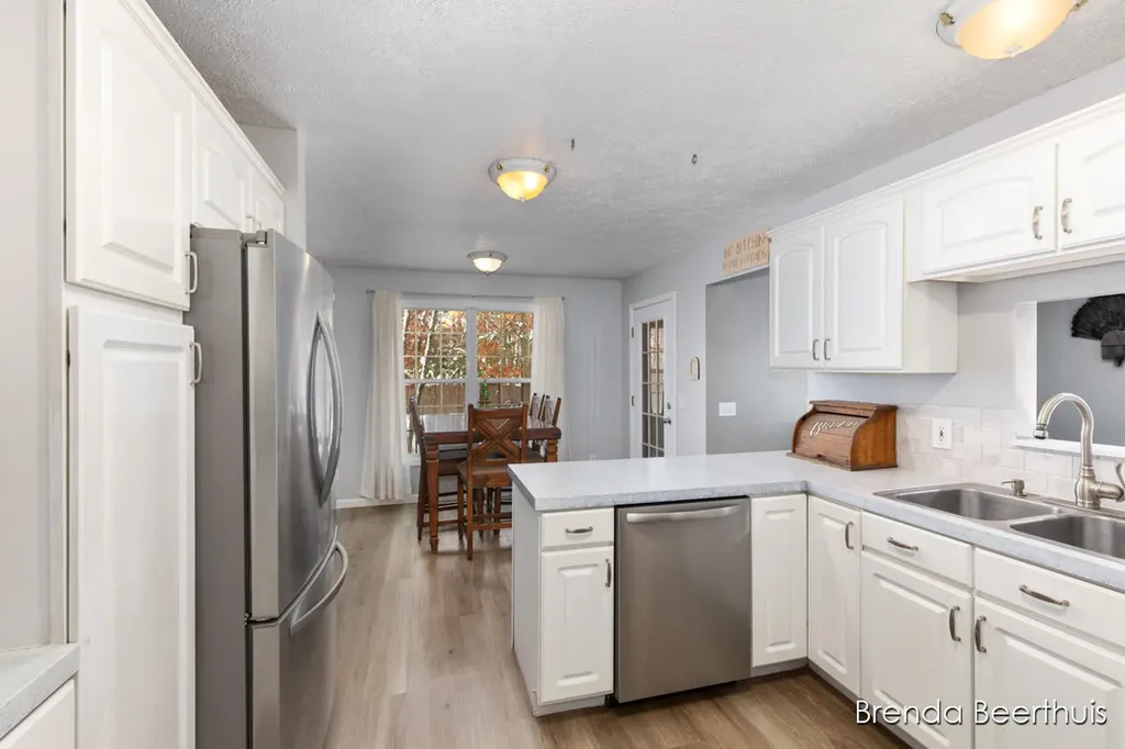 10950 Debbie Drive Eureka Township MI 48838
