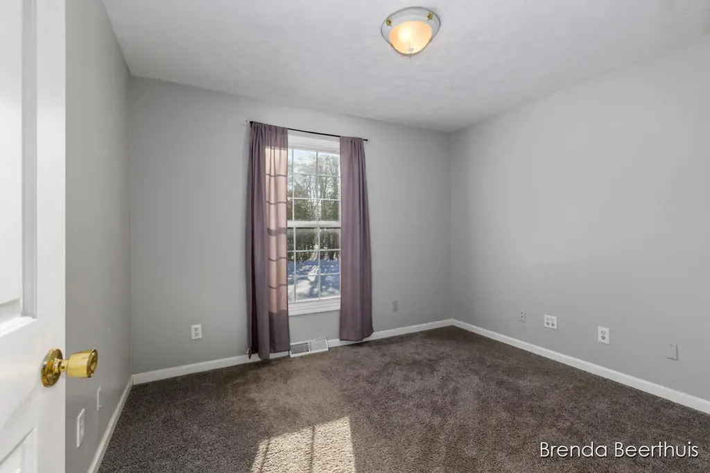 10950 Debbie Drive Eureka Township MI 48838