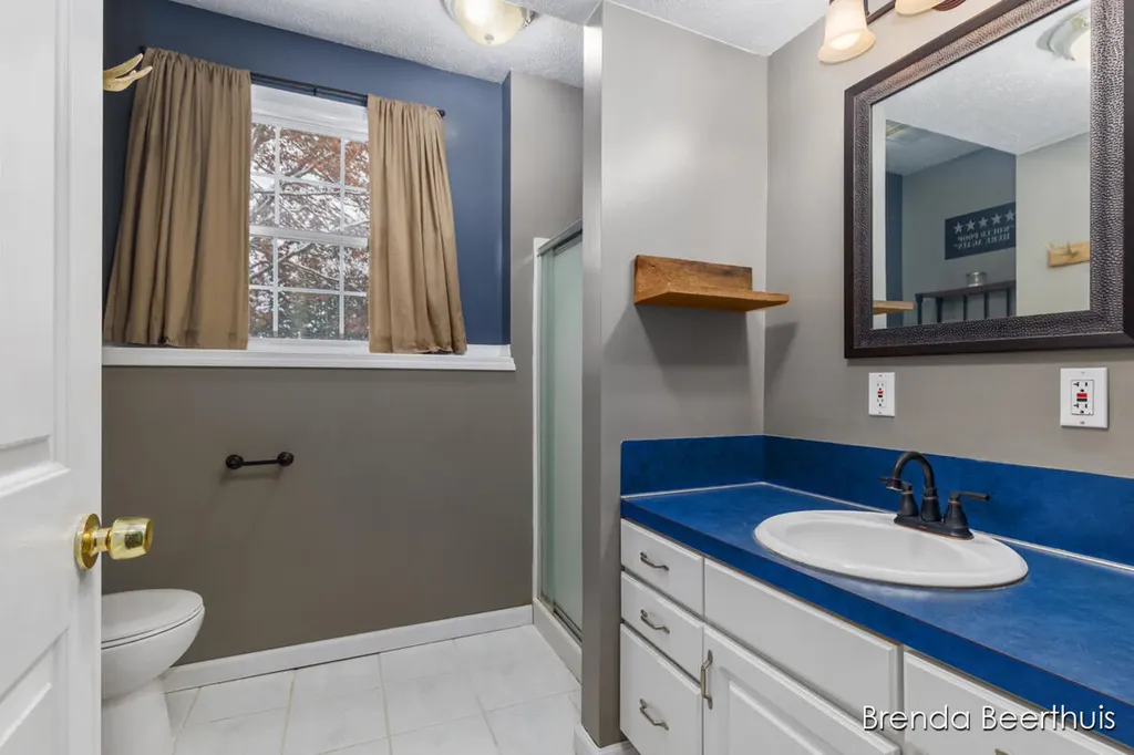 10950 Debbie Drive Eureka Township MI 48838