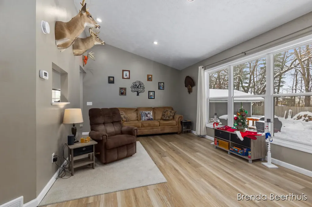 10950 Debbie Drive Eureka Township MI 48838