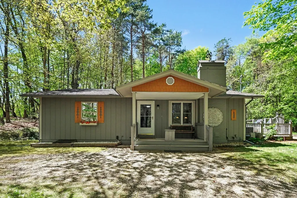 6363 Tiffany Avenue NE Cannon Township MI 49341