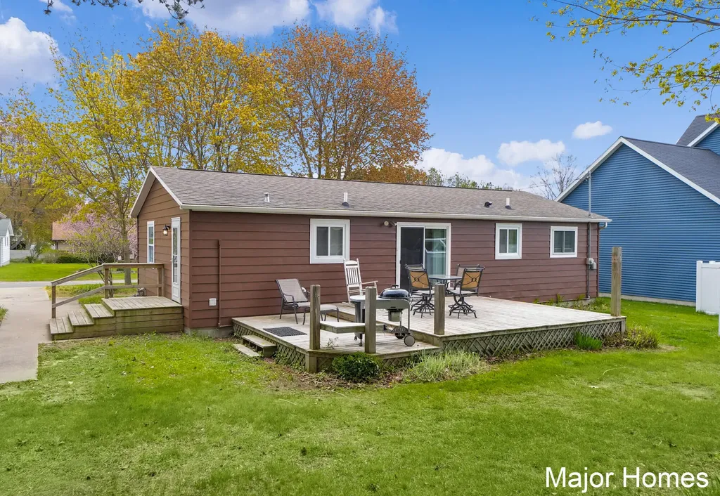 1015 Vogel Street Ludington City MI 49431