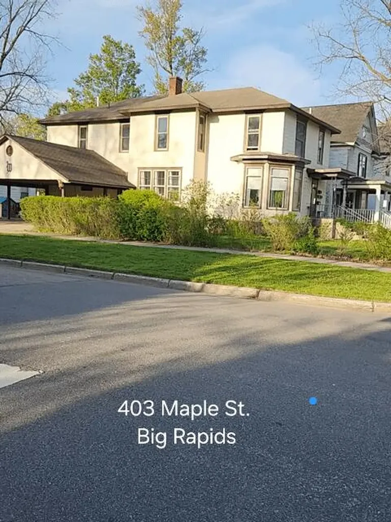 403 Maple Street Big Rapids City MI 49307