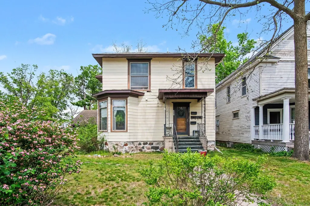 403 Maple Street Big Rapids City MI 49307
