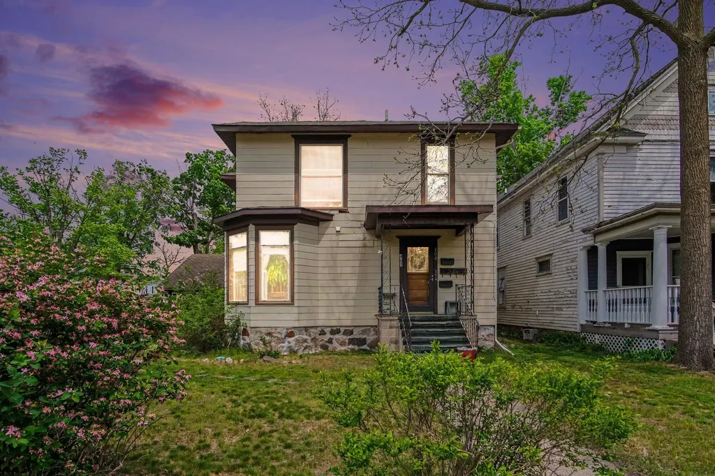 403 Maple Street Big Rapids City MI 49307