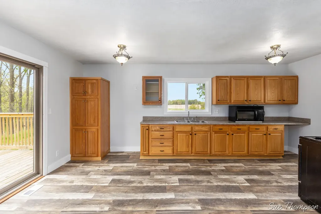 1751 E Boyer Road Bushnell Township MI 48834