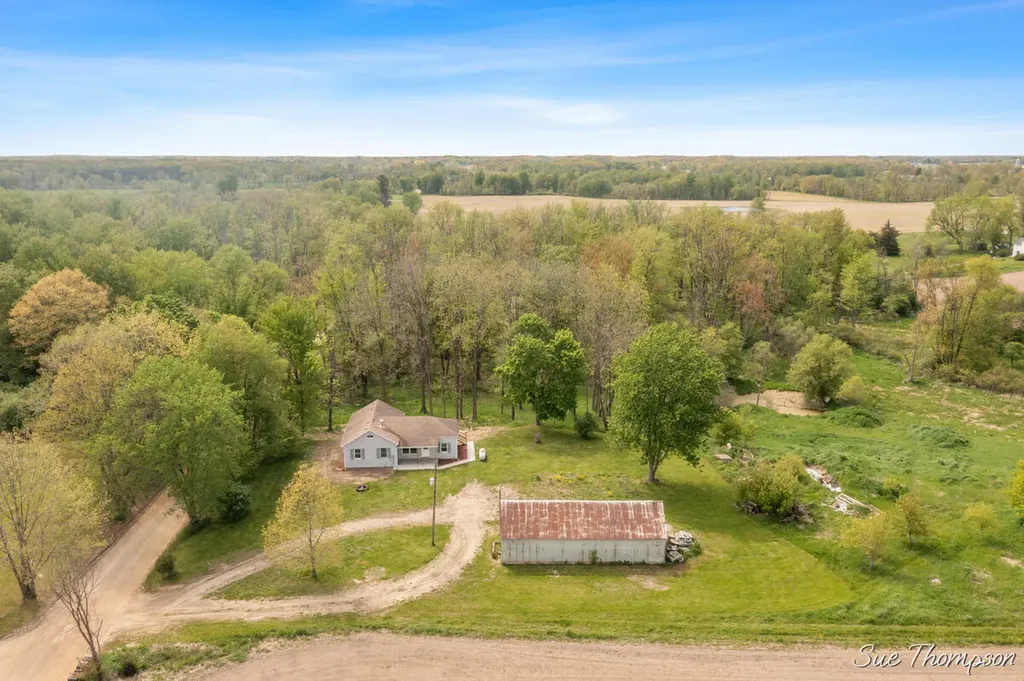 1751 E Boyer Road Bushnell Township MI 48834