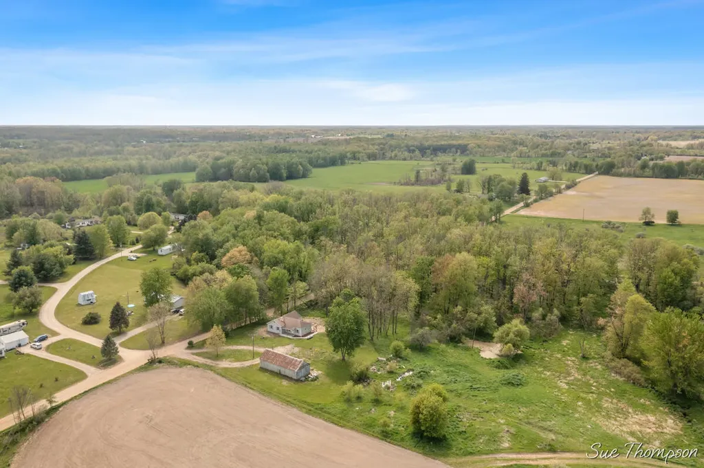 1751 E Boyer Road Bushnell Township MI 48834