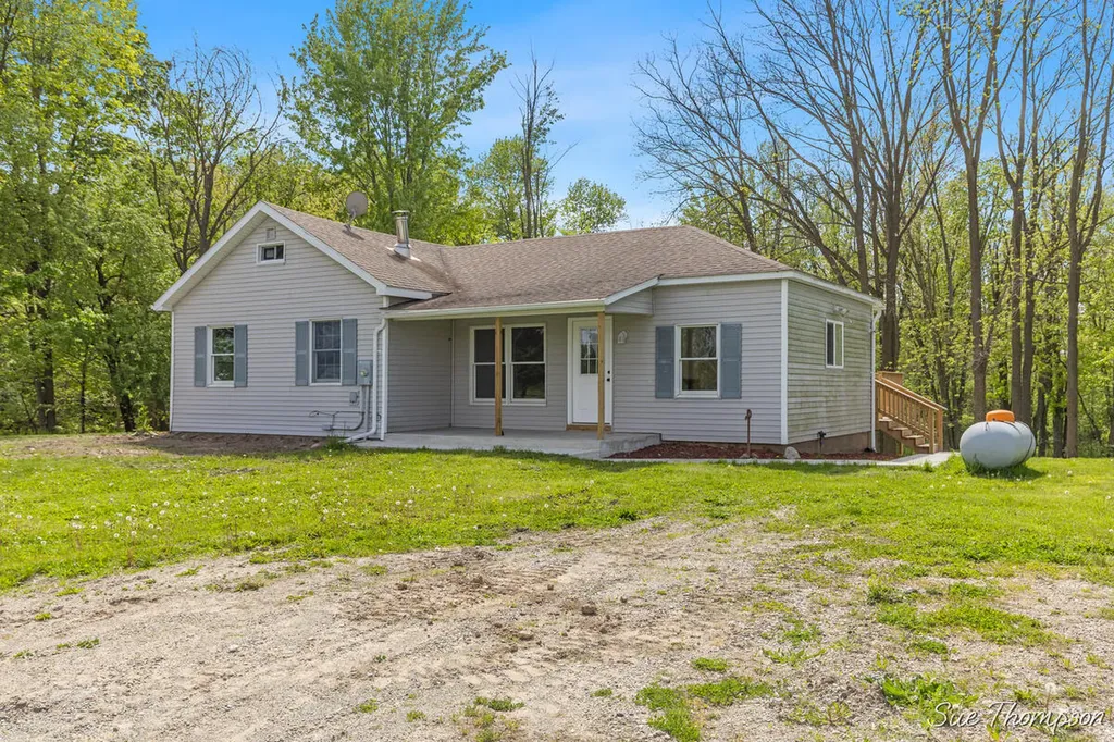 1751 E Boyer Road Bushnell Township MI 48834