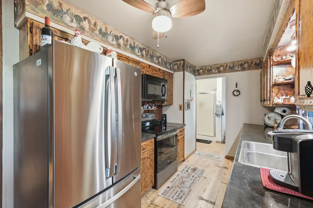 64469 66th Avenue Hartford Township MI 49057