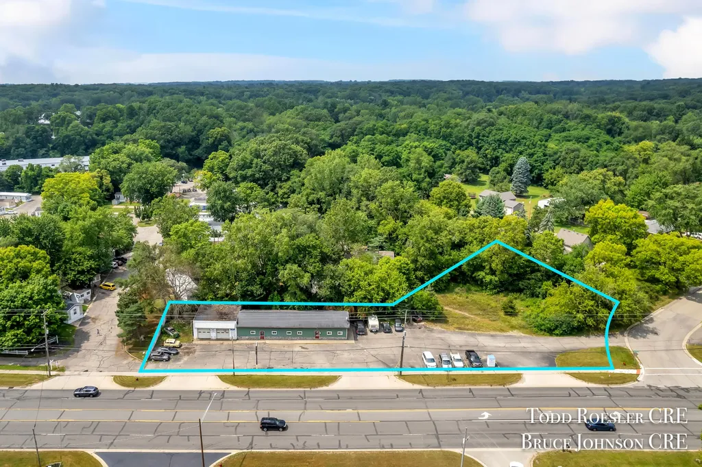 4765 West River Drive NE Plainfield Charter Township MI 49321