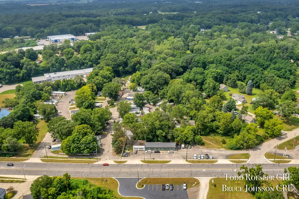 4765 West River Drive NE Plainfield Charter Township MI 49321