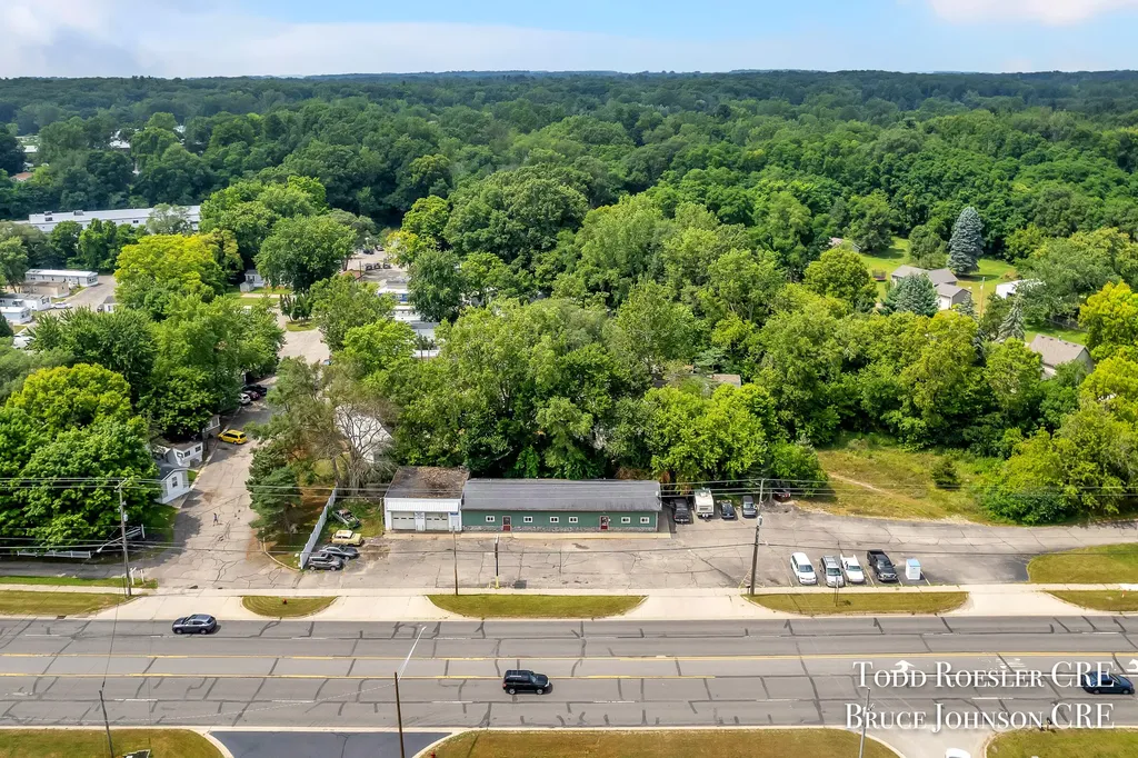 4765 West River Drive NE Plainfield Charter Township MI 49321