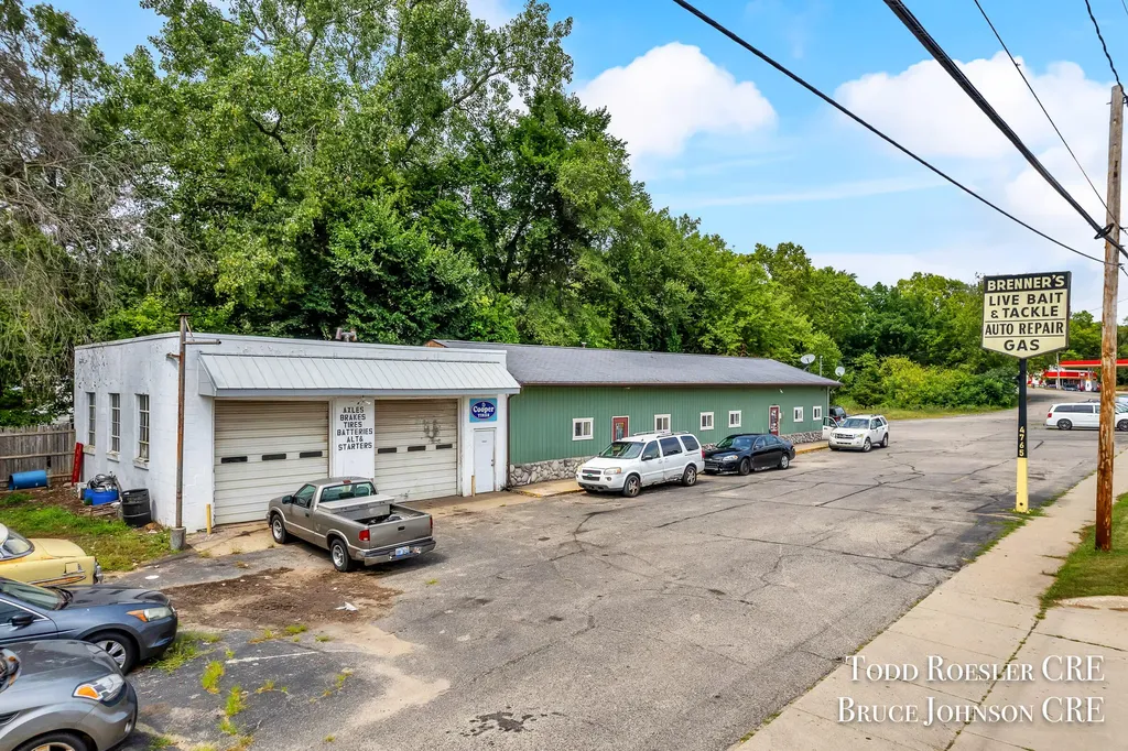 4765 West River Drive NE Plainfield Charter Township MI 49321