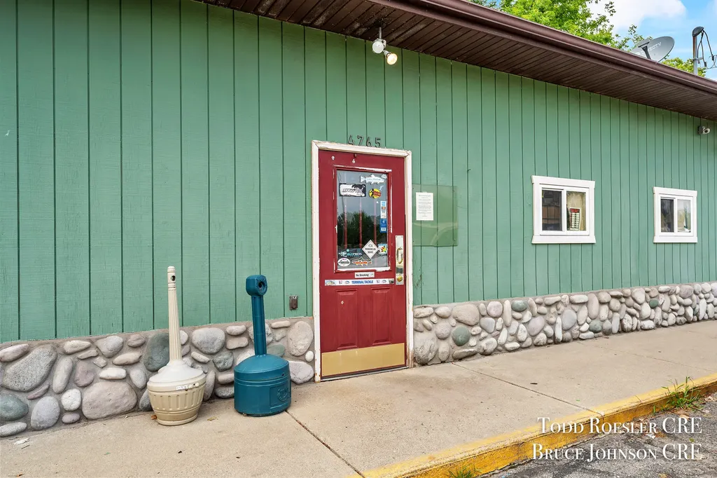 4765 West River Drive NE Plainfield Charter Township MI 49321