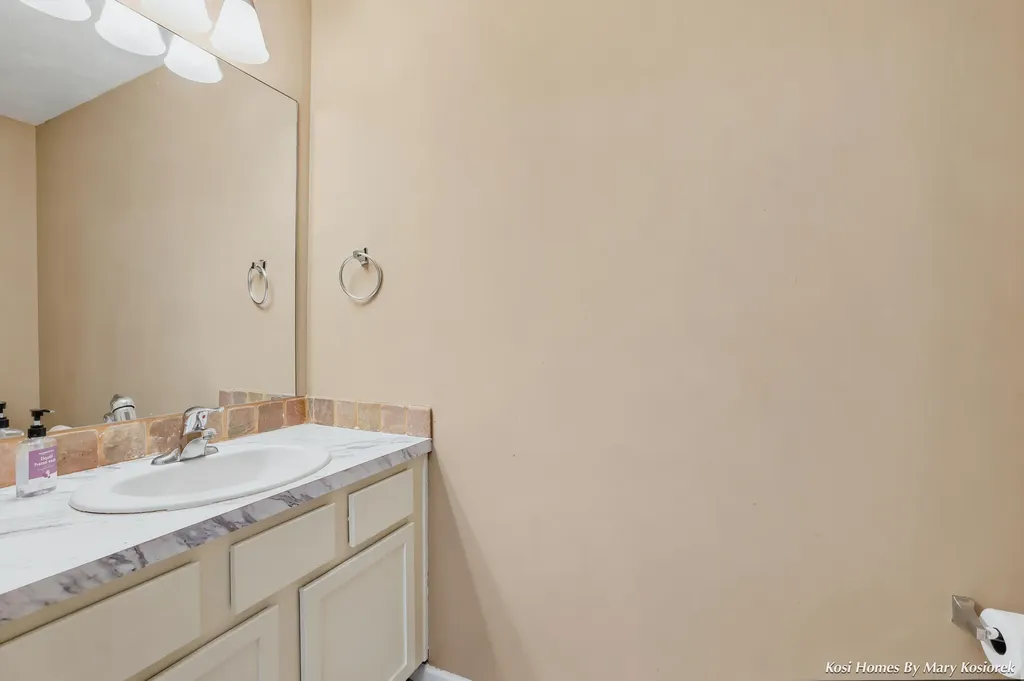 3078 Ledgestone Place NE Grand Rapids Charter Township MI 49525