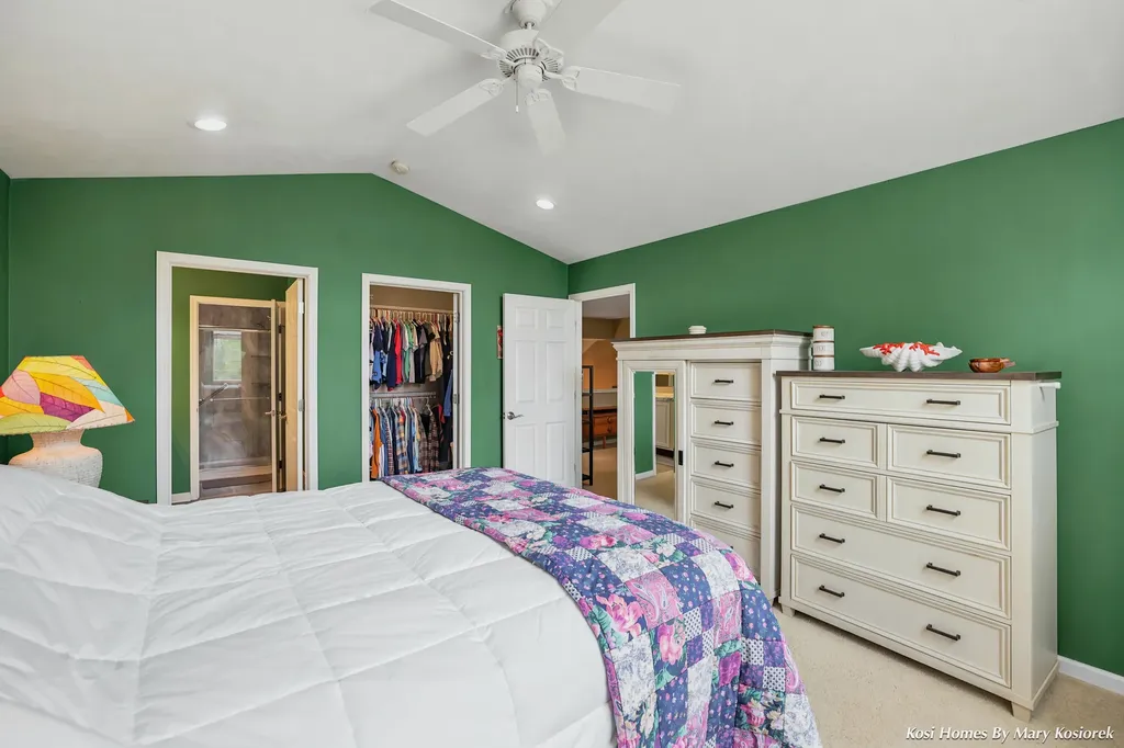 3078 Ledgestone Place NE Grand Rapids Charter Township MI 49525