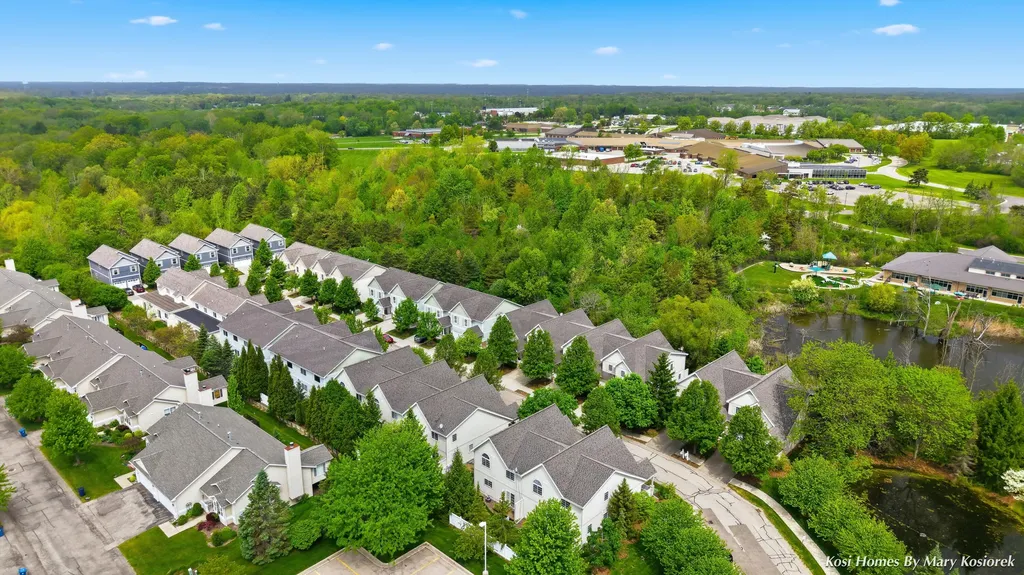 3078 Ledgestone Place NE Grand Rapids Charter Township MI 49525