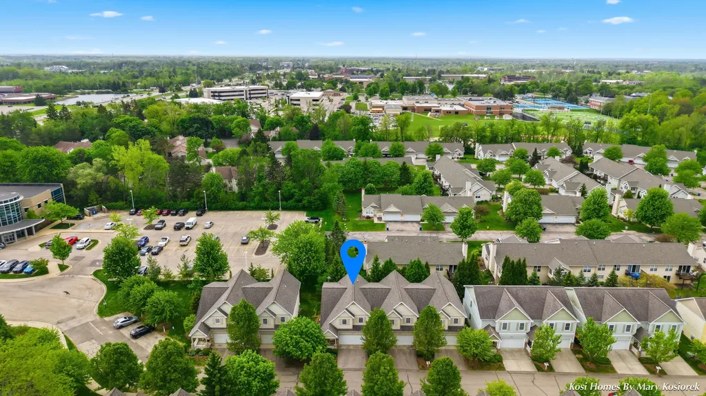 3078 Ledgestone Place NE Grand Rapids Charter Township MI 49525