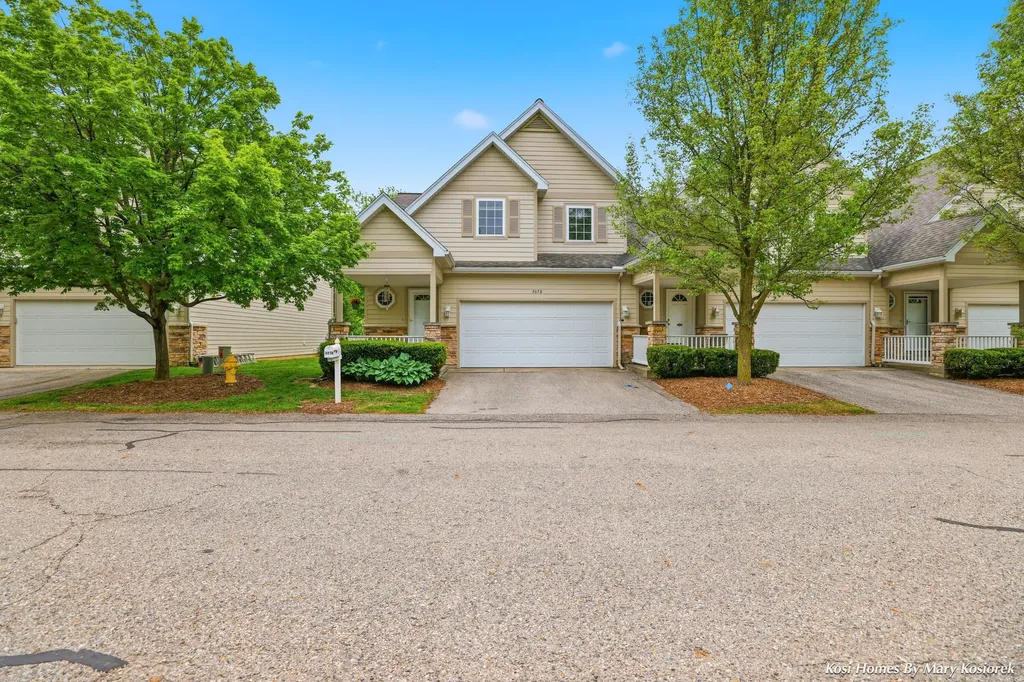 3078 Ledgestone Place NE Grand Rapids Charter Township MI 49525