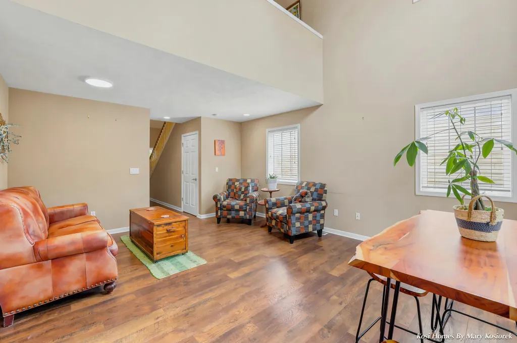 3078 Ledgestone Place NE Grand Rapids Charter Township MI 49525