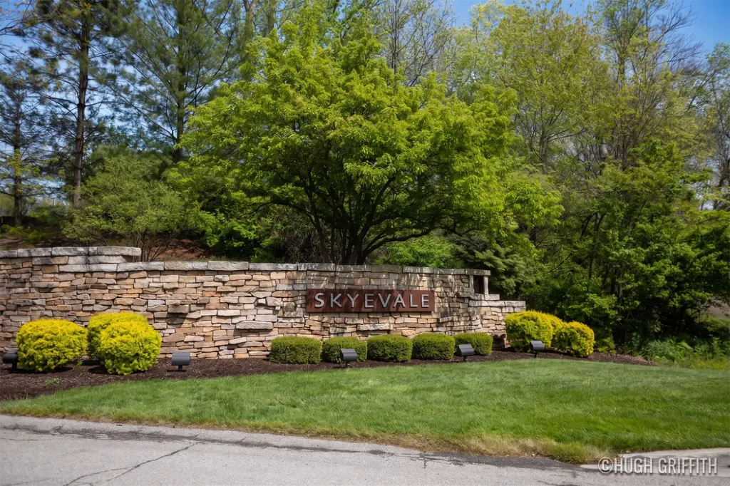 899 Skyevale NE Ada Township MI 49301