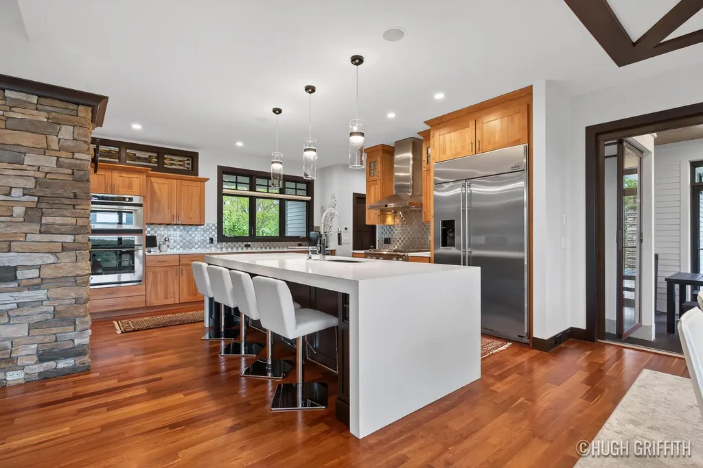 899 Skyevale NE Ada Township MI 49301