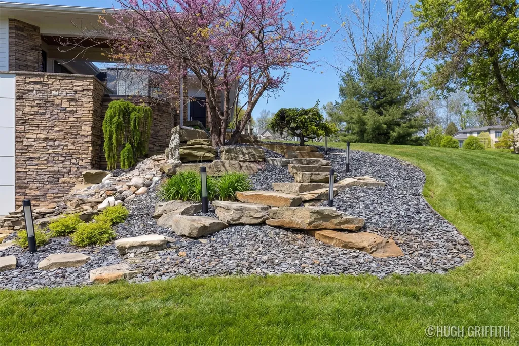 899 Skyevale NE Ada Township MI 49301