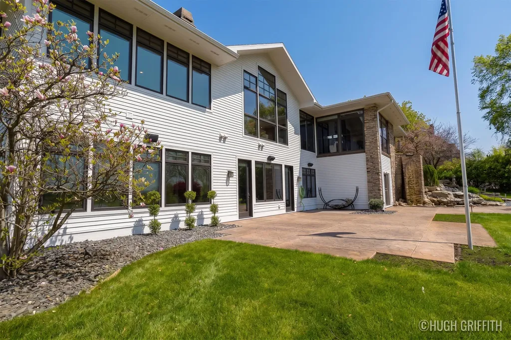 899 Skyevale NE Ada Township MI 49301