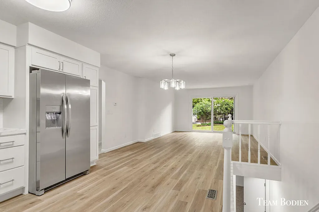 201 Bona Vista Drive NW Grand Rapids City MI 49504