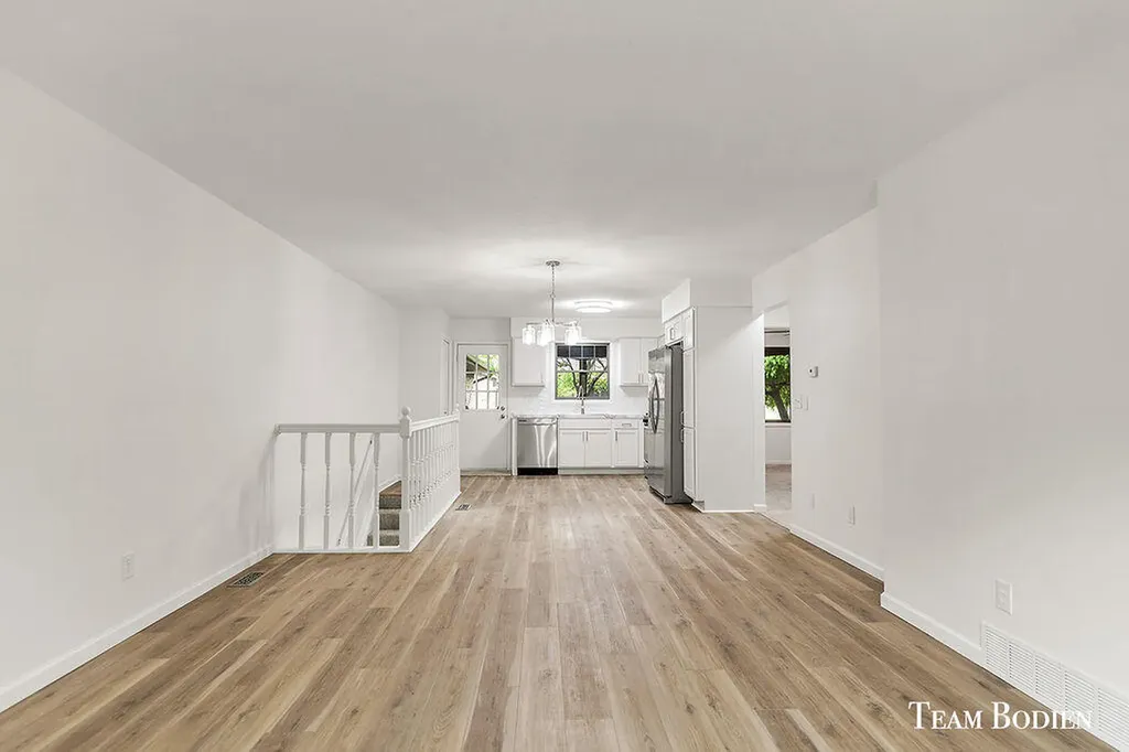 201 Bona Vista Drive NW Grand Rapids City MI 49504